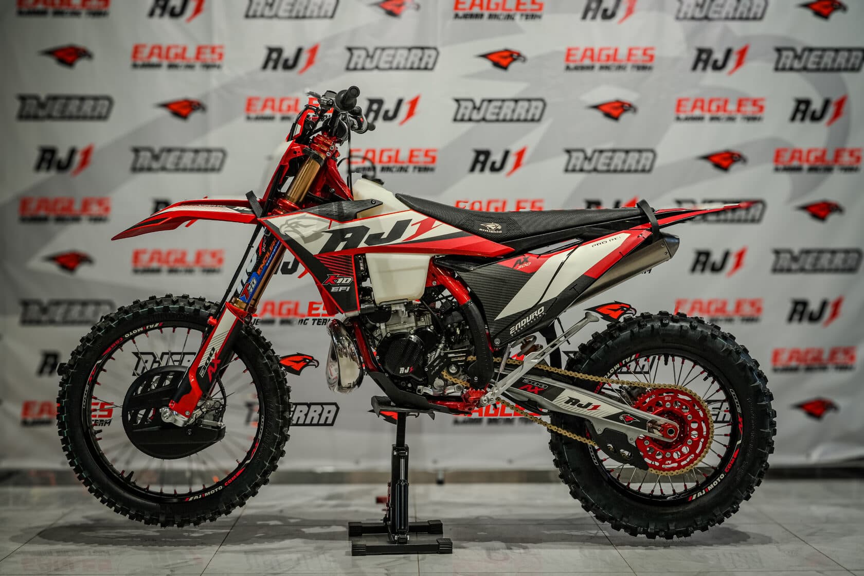 AJ1 AX300-2T EFI